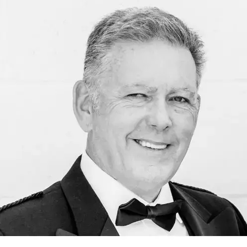 Picture of Gregor Connell, Director of Clinical Education, VOCO America